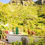 Chamorga - - - Gospodarstwo wiejskie